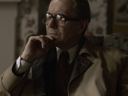 Tinker, Tailor, Soldier, Spy - Και ο κλήρος έπεσε στο Σμάιλι