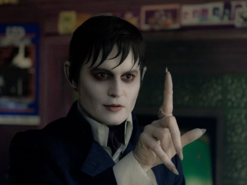 Dark Shadows - Trailer