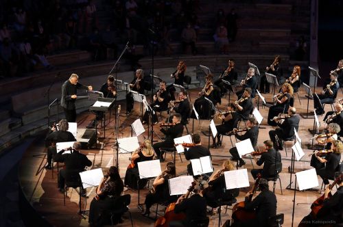 Η ATHENS PHILARMONIA ORCHESTRA στο θέατρο Φρύνιχος των Δελφών