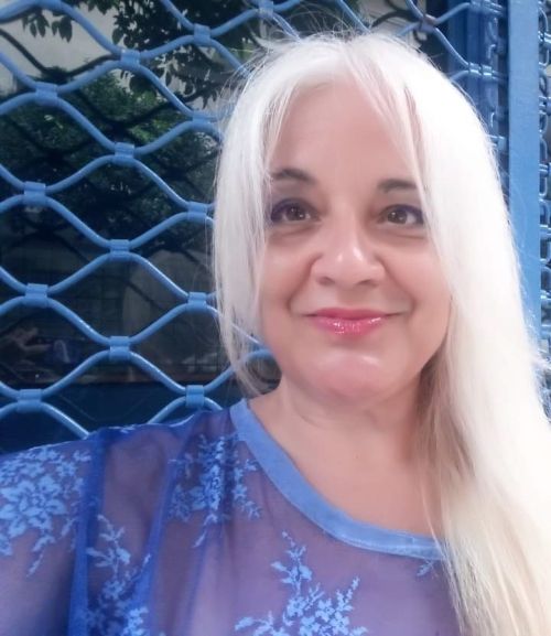 Τζένη Δάγλα: Το γράψιμο είναι η μεγάλη μου αγάπη!