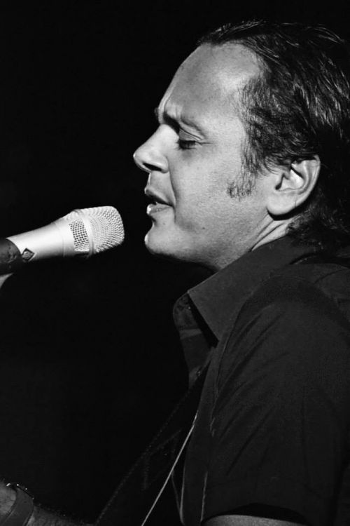 ΒΑΣΙΛΗΣ ΓΙΣΔΑΚΗΣ - «Όταν δεν ονειρεύομαι τραγουδώ…»